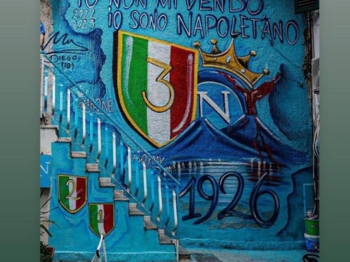 Centro Storico Casa Elegante Per Famiglia Villa Napoli Bagian luar foto